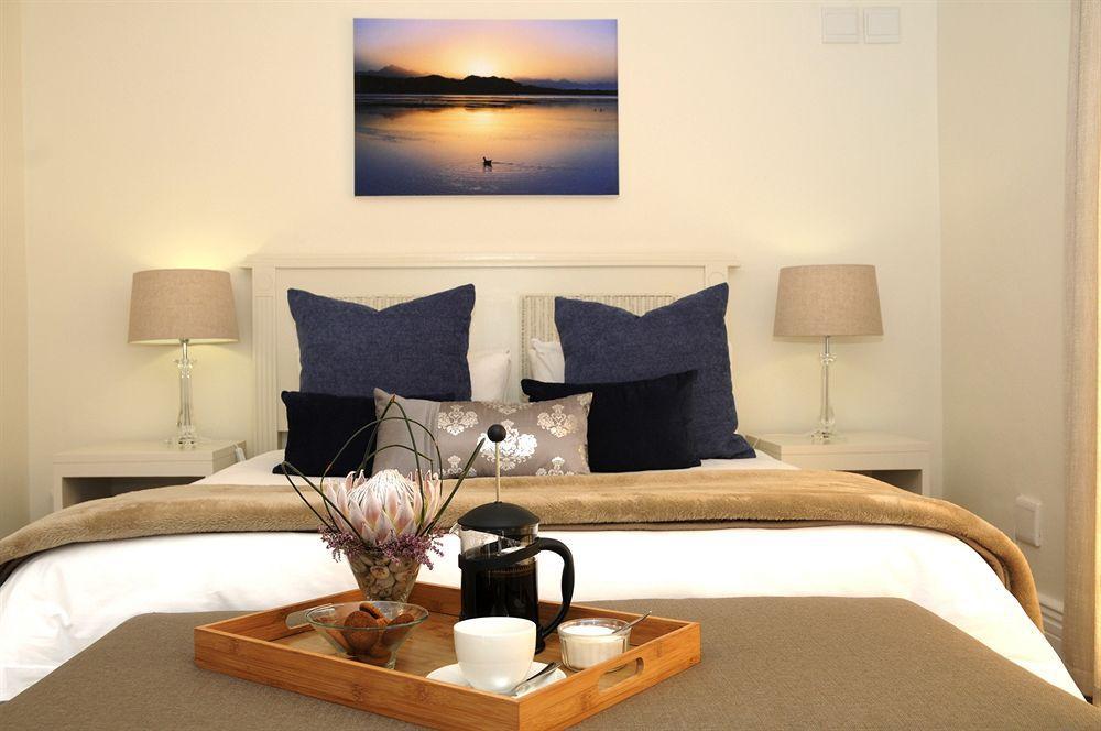 Milkwood Manor On Sea Bed & Breakfast Plettenberg Bay Bagian luar foto