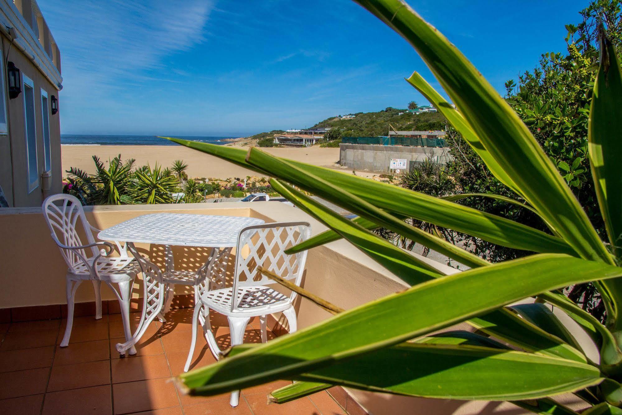 Milkwood Manor On Sea Bed & Breakfast Plettenberg Bay Bagian luar foto