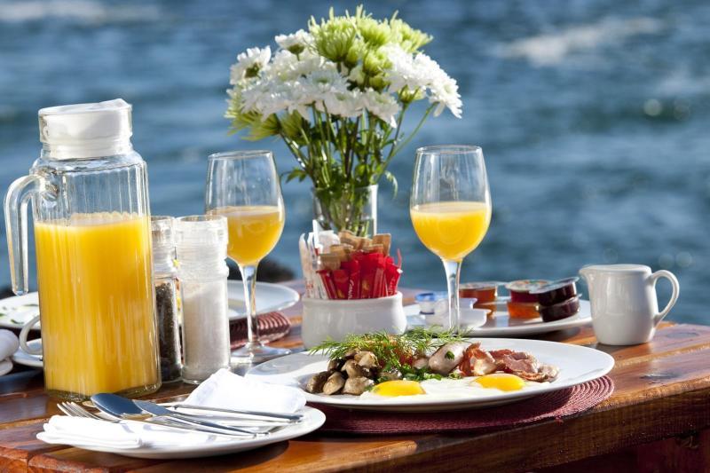 Milkwood Manor On Sea Bed & Breakfast Plettenberg Bay Bagian luar foto